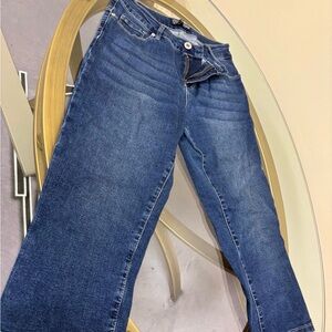 Express Classic Blue Straight Leg Women's Jeans